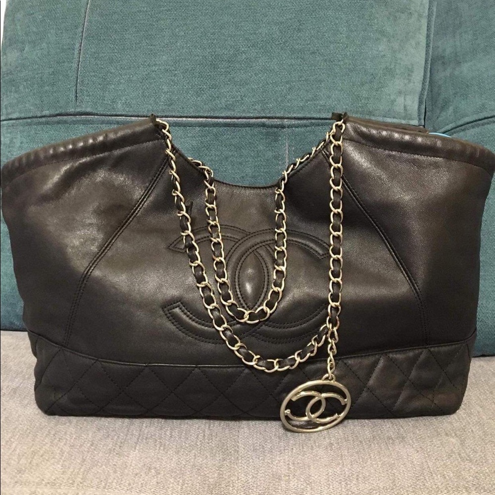 Leather tote bag/ travel bag